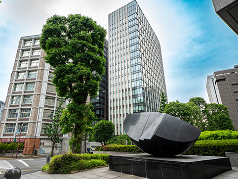 〒100-0013 東京都千代田区霞が関3丁目7番1号 霞が関東急ビル403